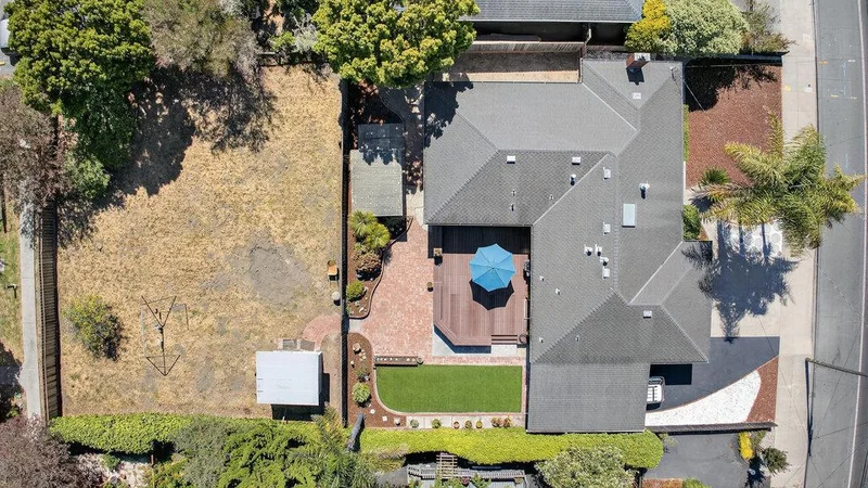 512 California Avenue, Santa Cruz, CA 95060