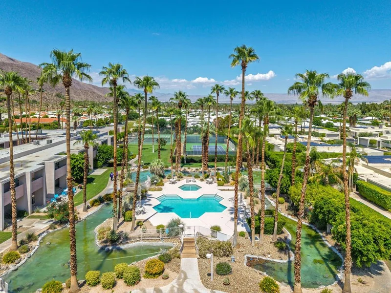 2696 S Sierra Madre F5, Palm Springs, CA 92264