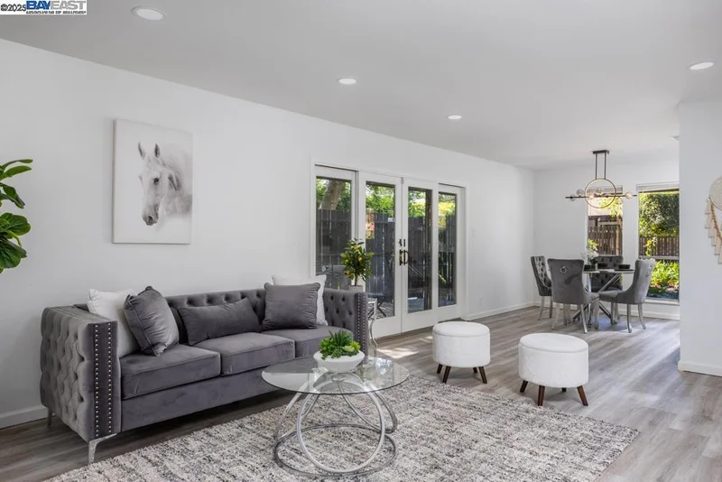 5470 Roundtree Dr F, Concord, CA 94521