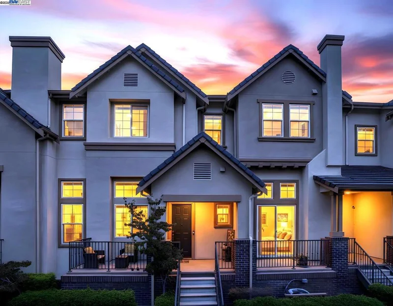 1027 Chalcedony Ter, Union City, CA 94587