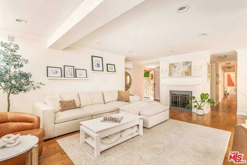 1033 12th Street 102, Santa Monica, CA 90403