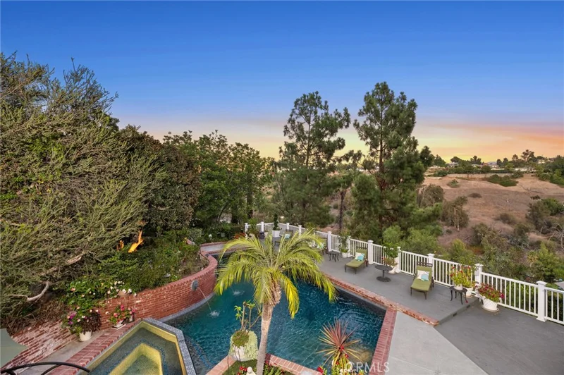 10302 Broadview Place, North Tustin, CA 92705