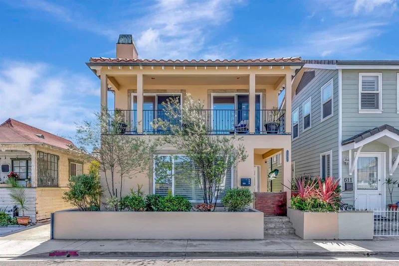 509 W Balboa Boulevard, Newport Beach, CA 92661