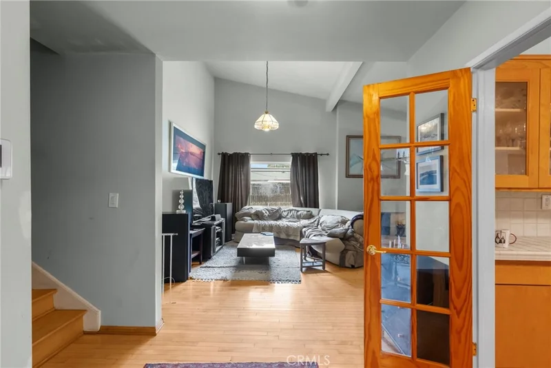 11821 Balboa, Granada Hills, CA 91344