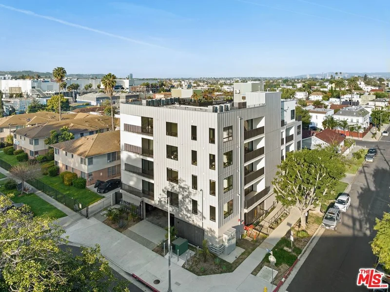 4506 Dockweiler Street 503, Los Angeles, CA 90019