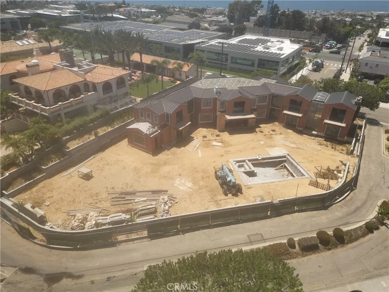 300 Kuhn Drive, Manhattan Beach, CA 90266
