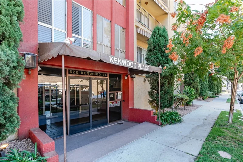 620 N Kenwood Street 309, Glendale, CA 91206
