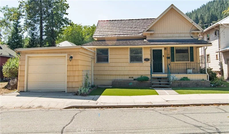 5505 Sacramento Avenue, Dunsmuir, CA 96025