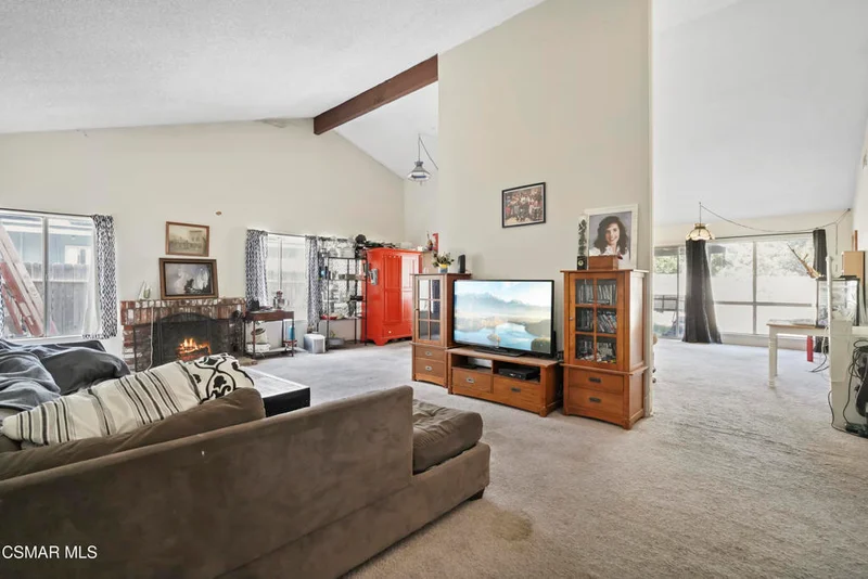 887 Erringer Road, Simi Valley, CA 93065