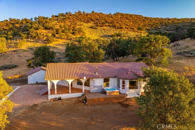 23001 Yodel Dr, Tehachapi, CA 93561