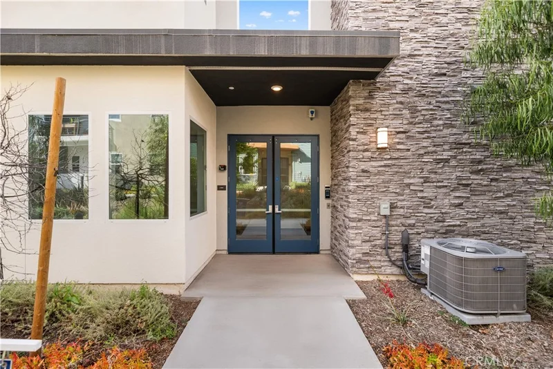 189 Sash 189, Irvine, CA 92618