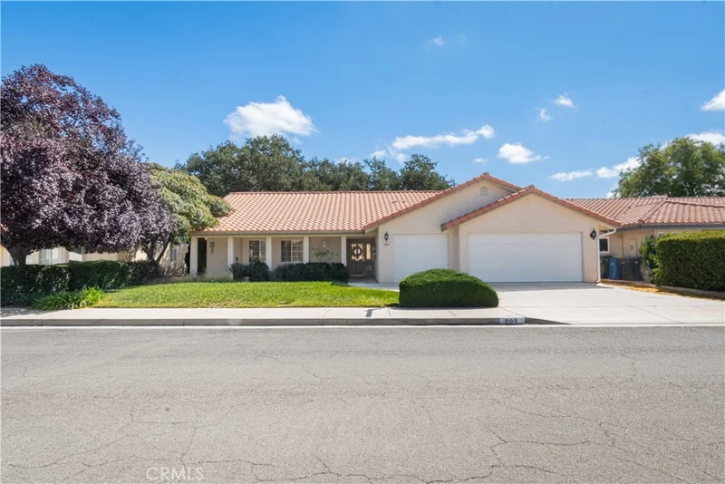 909 Palm Desert Court, Paso Robles, CA 93446