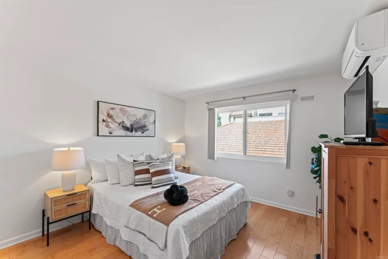 6330 Genesee Ave 220, San Diego, CA 92122