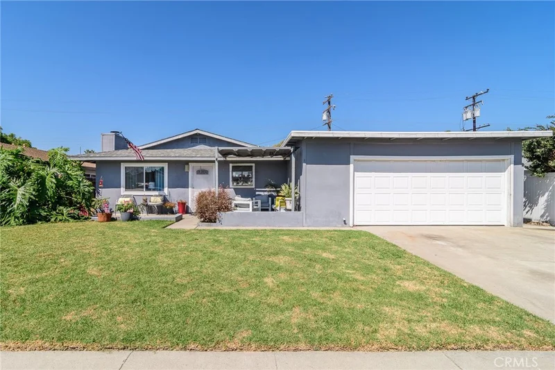 10051 Kukui Drive, Huntington Beach, CA 92646