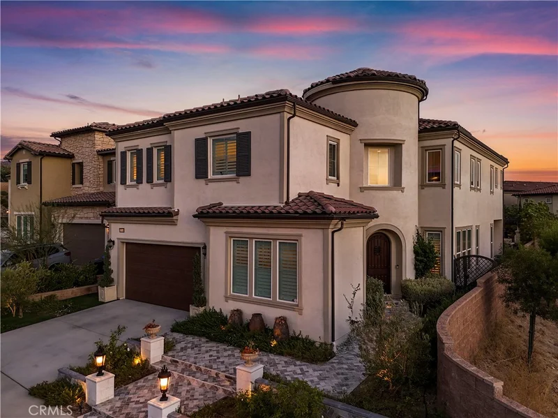 12326 N Finch Court, Porter Ranch, CA 91326