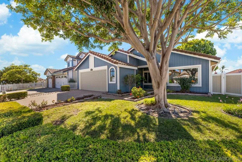 12518 Darkwood Rd, San Diego, CA 92129