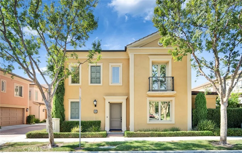 87 Hanging Gdn, Irvine, CA 92620