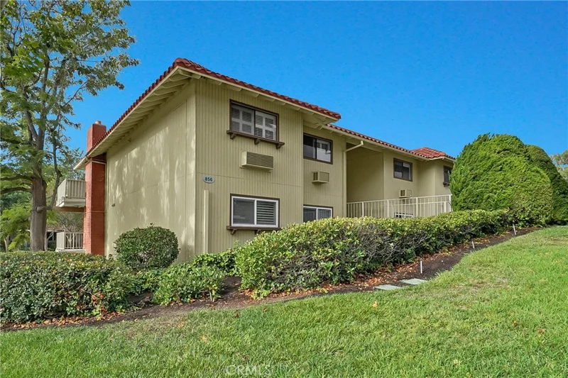 856 Ronda Mendoza O, Laguna Woods, CA 92637