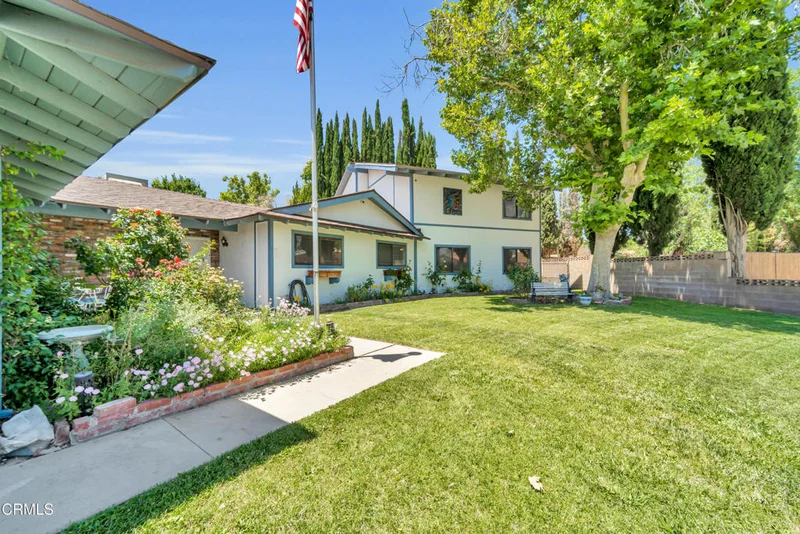 2528 Key Court, Lancaster, CA 93536