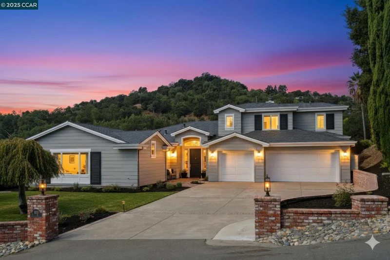1133 Estates Dr, Lafayette, CA 94549