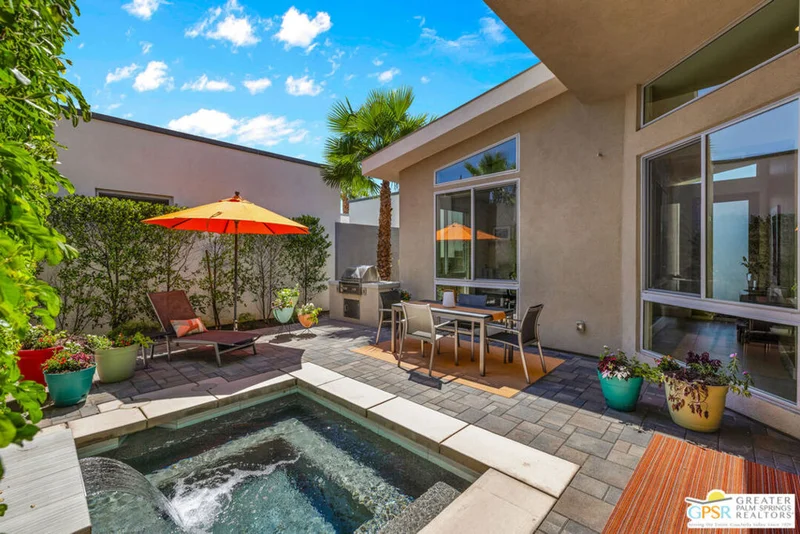 1136 Cyan Lane, Palm Springs, CA 92262