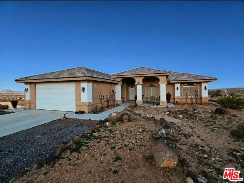 55526 Luna Vista Lane, Yucca Valley, CA 92284