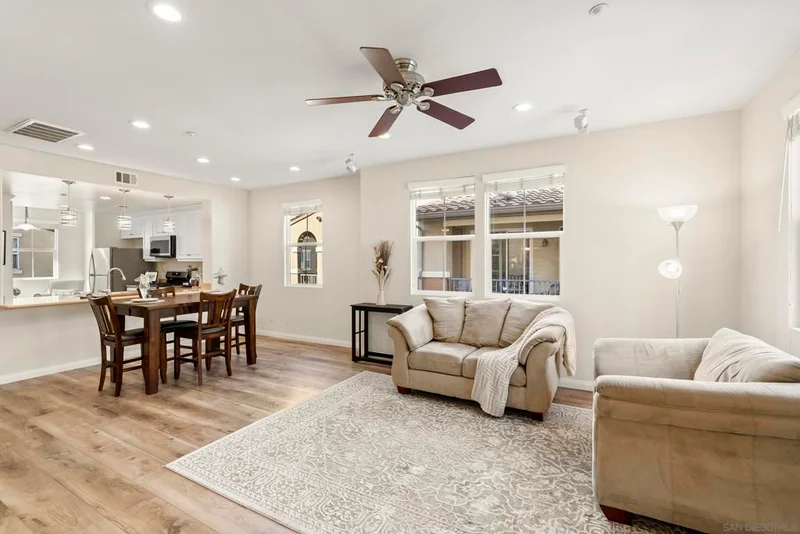10214 Daybreak Ln Unit 6, Santee, CA 92071