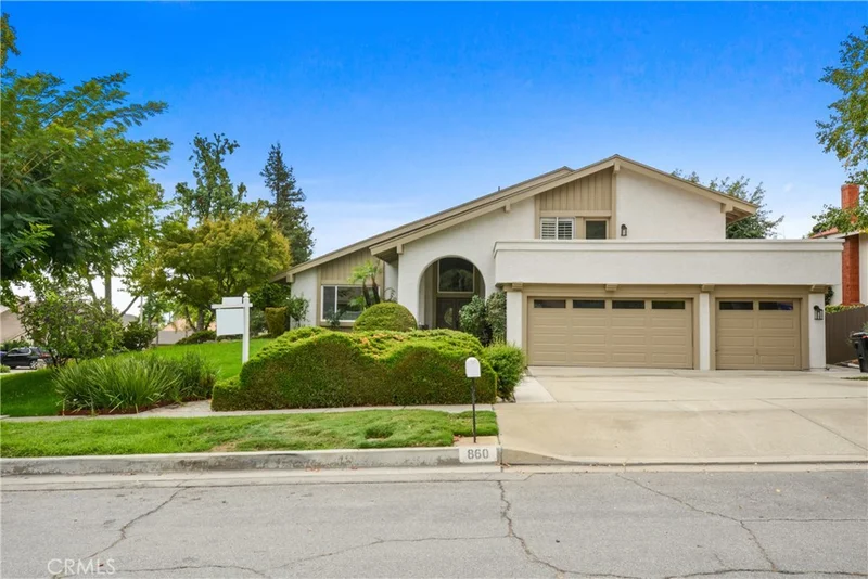 860 Emerson Street, Upland, CA 91784