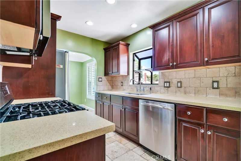 1124 S Truro Avenue, Inglewood, CA 90301