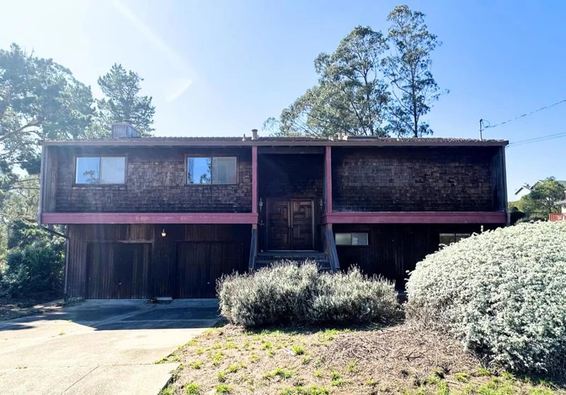 563 El Granada Boulevard, El Granada, CA 94018