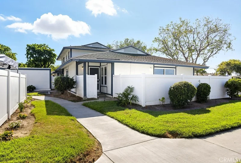2242 Miramar Walk, Oxnard, CA 93035