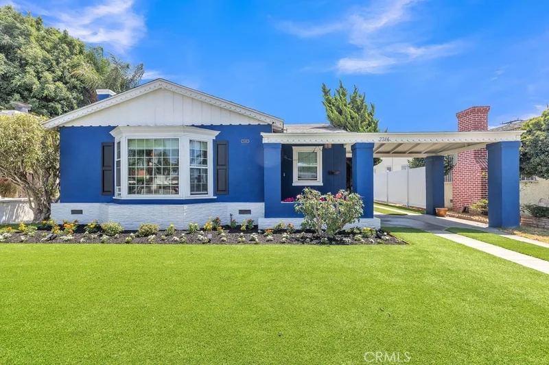 2246 Golden Avenue, Long Beach, CA 90806