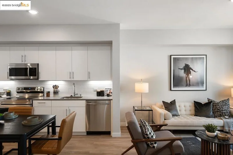 260 Brooklyn Basin Way 428, Oakland, CA 94606