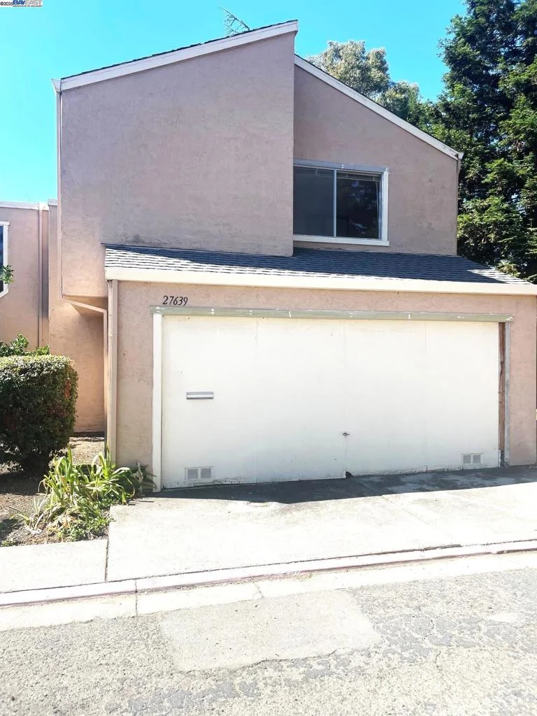 27639 Eucalyptus Ct, Hayward, CA 94544