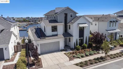 3143 Delta Coves Dr photo 2