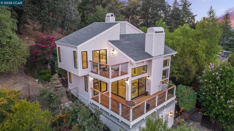 189 Rudgear Drive, Walnut Creek, CA 94596
