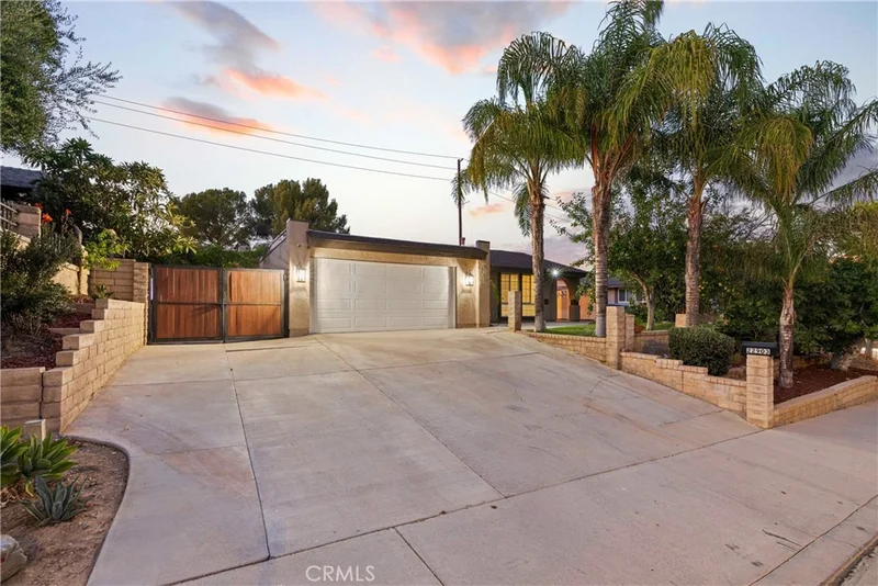 22903 Vista Delgado Drive, Valencia, CA 91354