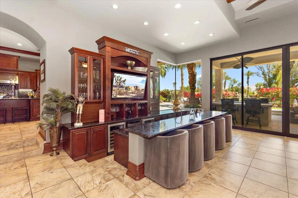 Photo 11 of 78770 Starlight Lane