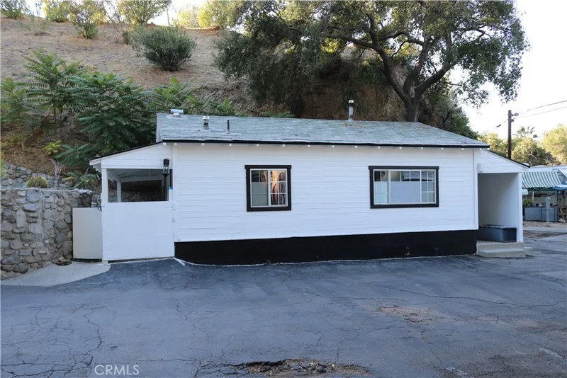 10799 Sherman Grove Avenue photo 2