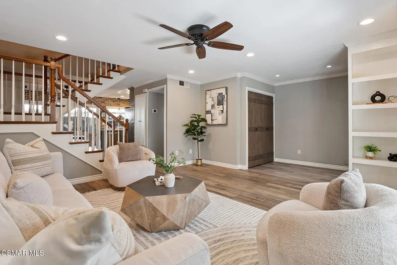 27452 Rondell Street, Agoura Hills, CA 91301