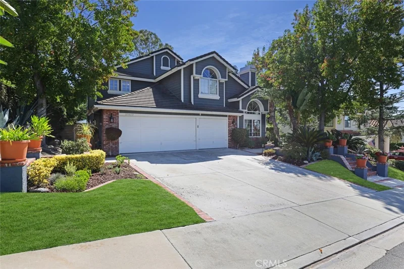 25652 Nottingham Court, Laguna Hills, CA 92656
