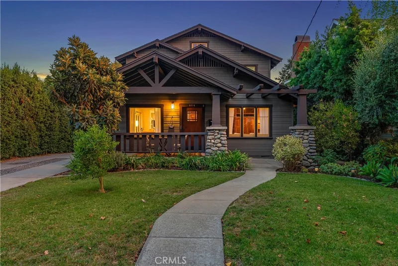 464 W 8th Street, Claremont, CA 91711