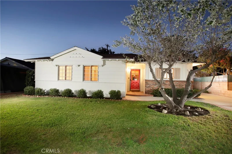 7861 Cora, Sunland, CA 91040