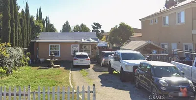 10852 Stanford photo 2