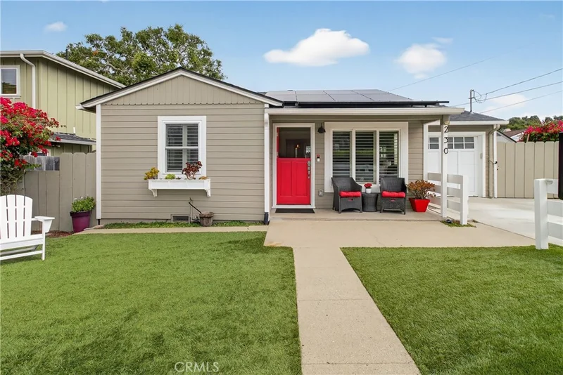 230 Sinex Avenue, Pacific Grove, CA 93950