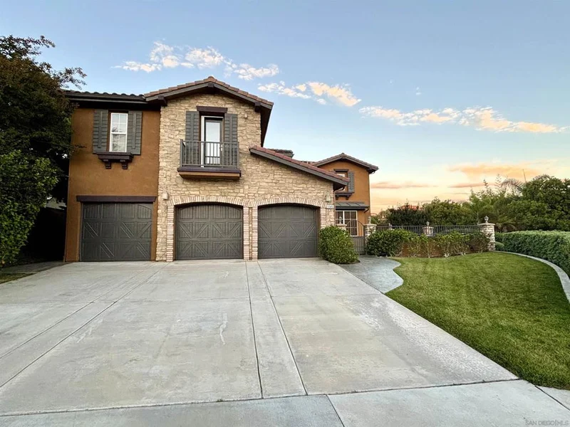 5545 Nanday Ct, Oceanside, CA 92057