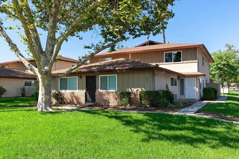 8842 Mission Vega Ct 3, Santee, CA 92071