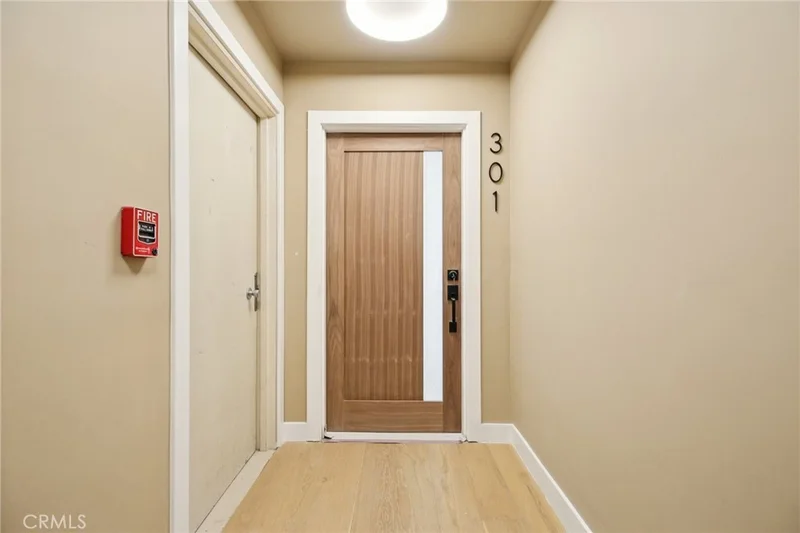 1824 Fairburn Ave 301, West Los Angeles, CA 90025