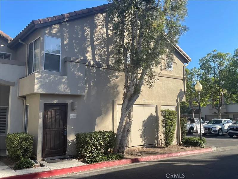 27533 Calinda, Mission Viejo, CA 92692