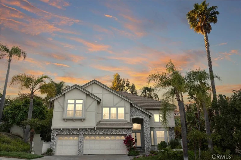 27153 Woodbluff Rd, Laguna Hills, CA 92653